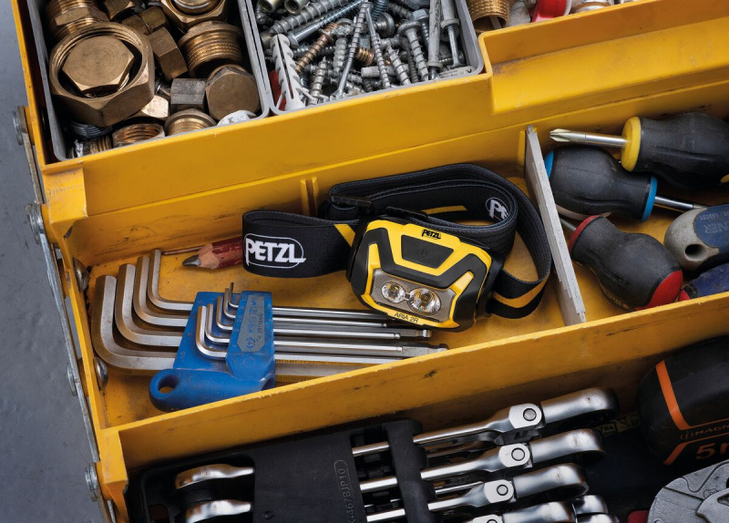 Petzl ARIA 2R 600 lumen