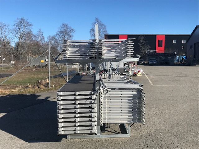 Transport- och f�rvaringsstativ f�r byggst�llning